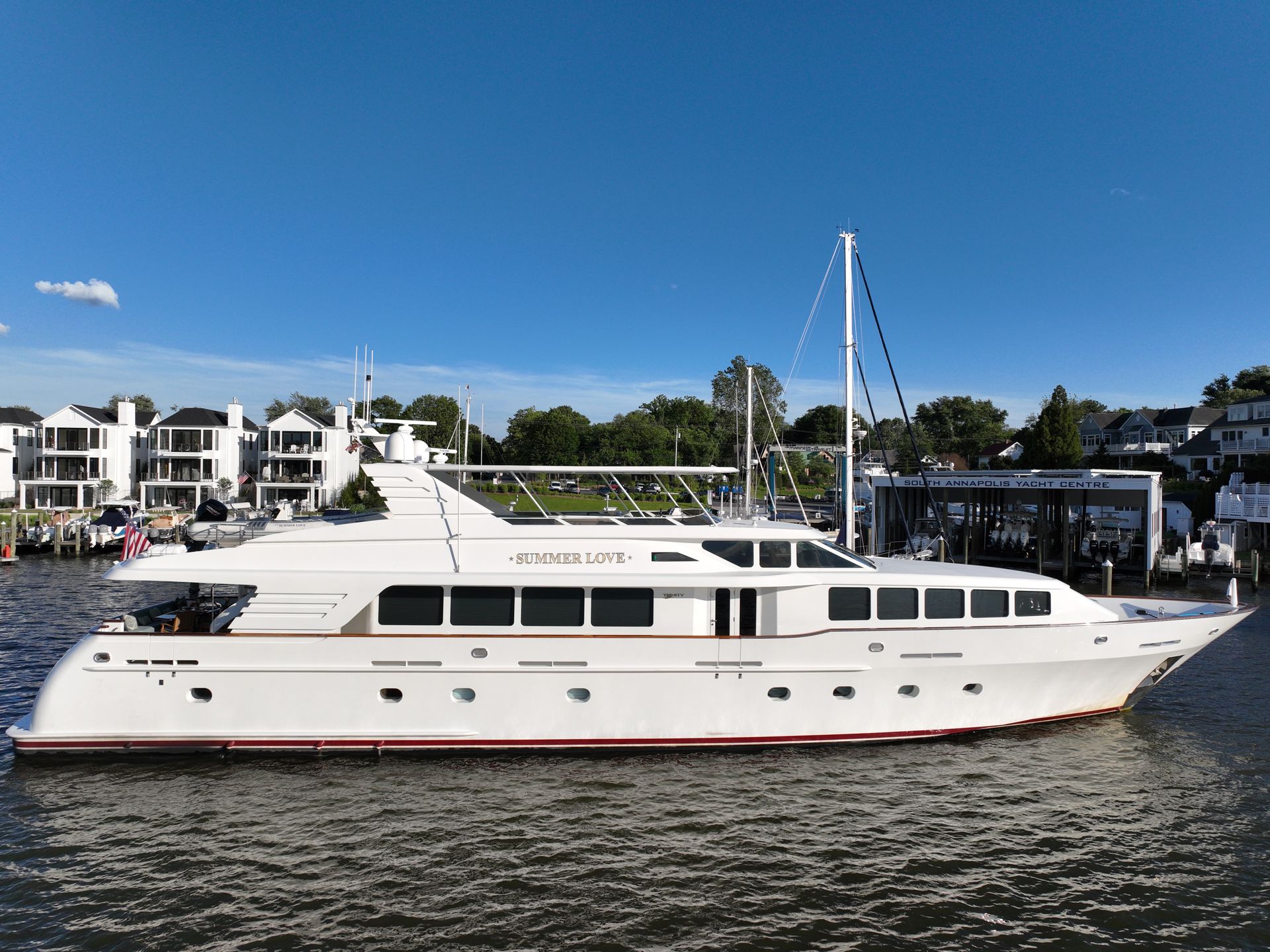 SUMMER LOVE yacht for sale (Trinity Yachts, 35.97m, 1999)